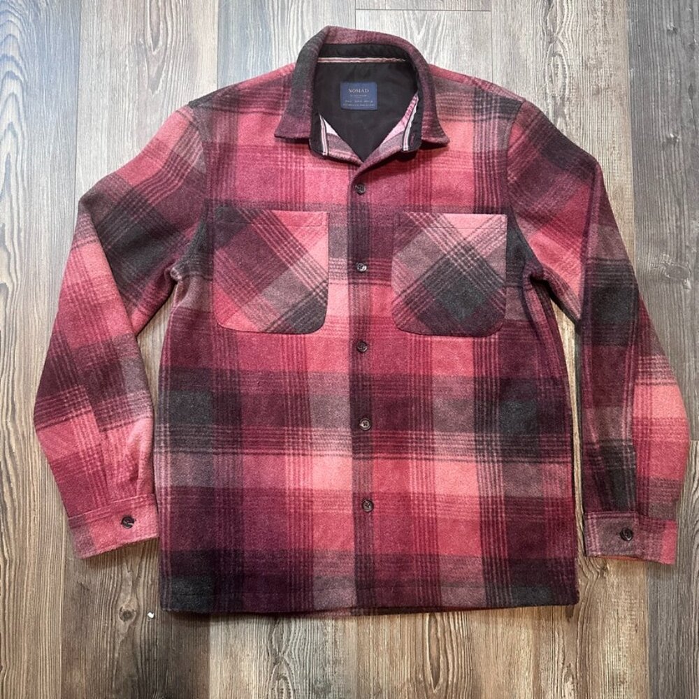 Craft and Flow Nomad Shacket Mens Small Buffalo Plaid Jacket Fleece Burgundy